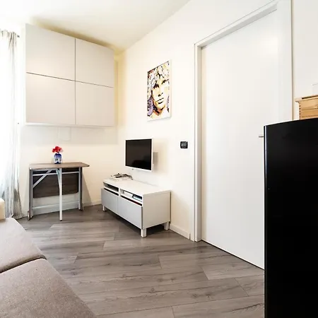 Affori Cosy Apartment-3